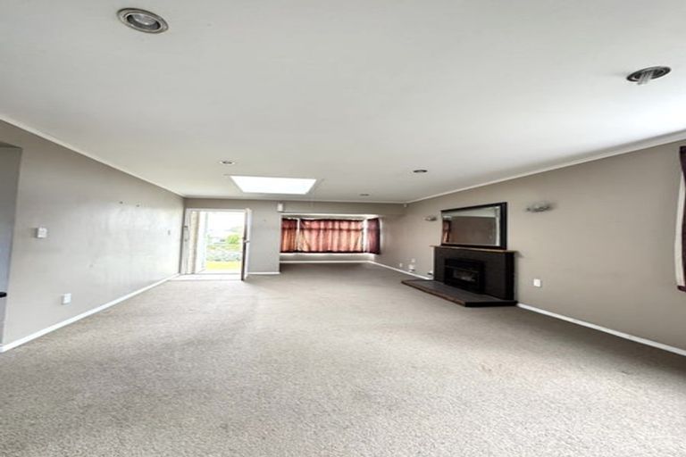 Photo of property in 53 Tawa Crescent, Manurewa, Auckland, 2102