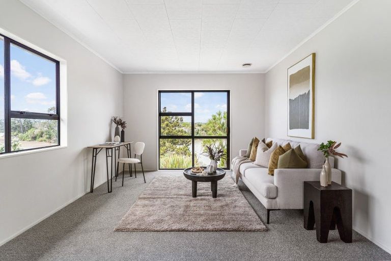 Photo of property in 111 Sandspit Road, Waiuku, 2123