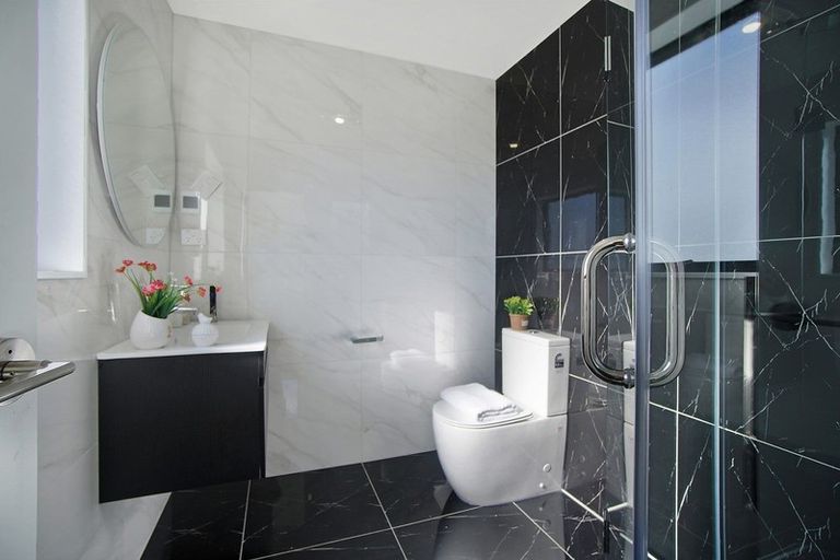 Photo of property in 2 Laquinta Place, Flat Bush, Auckland, 2019