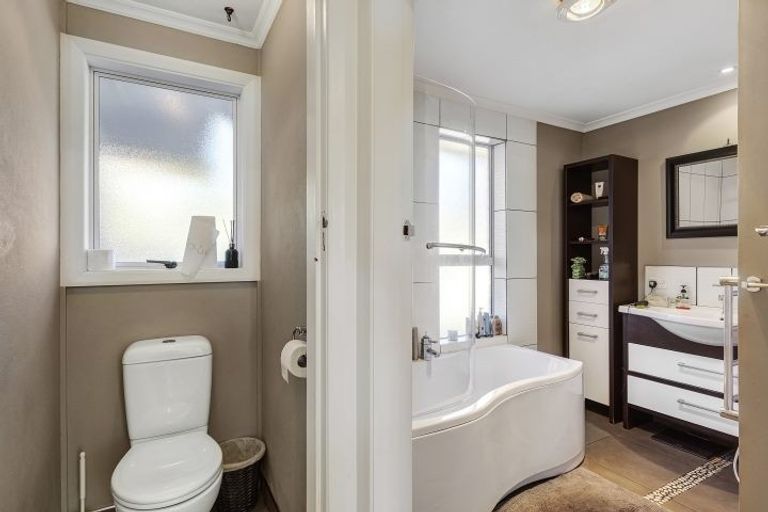 Photo of property in 156e Main South Road, Green Island, Dunedin, 9018