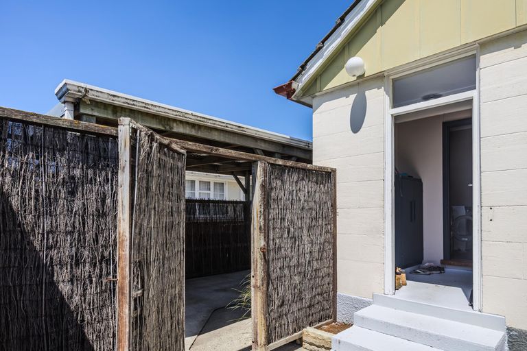 Photo of property in 12 Harlech Street, Oamaru North, Oamaru, 9400