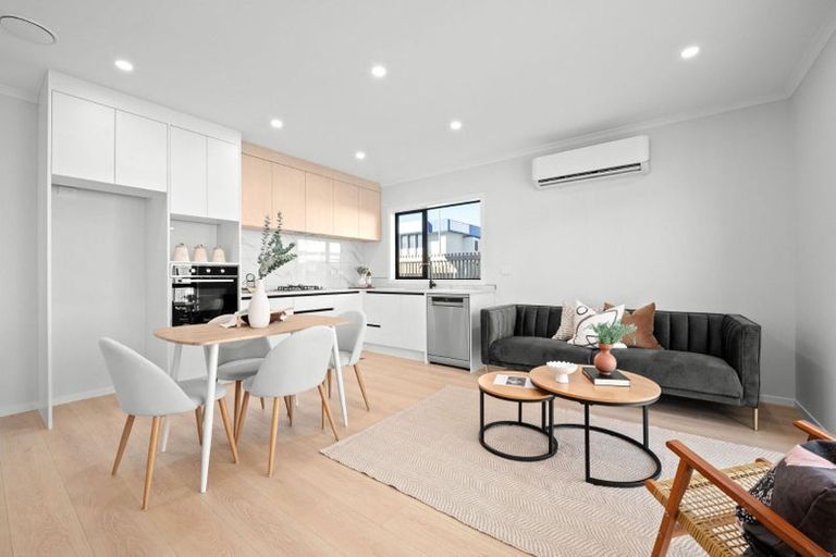 Photo of property in 7 Brough Place, St Andrews, Hamilton, 3200