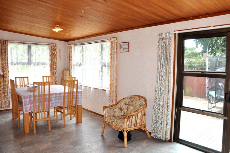 Photo of property in 44 Foster Crescent, Snells Beach, 0920