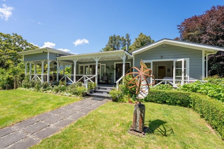 Photo of property in 1084 State Highway 1 South, Manakau, Levin, 5573