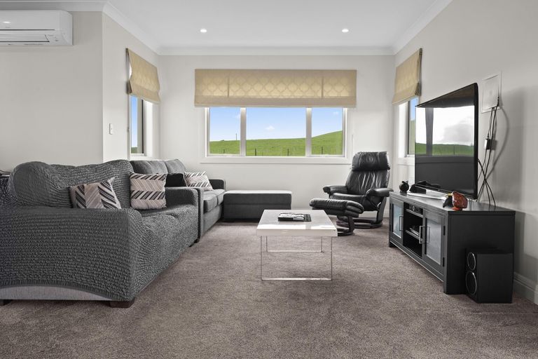 Photo of property in 3 Sands Road, Waiuku, 2681