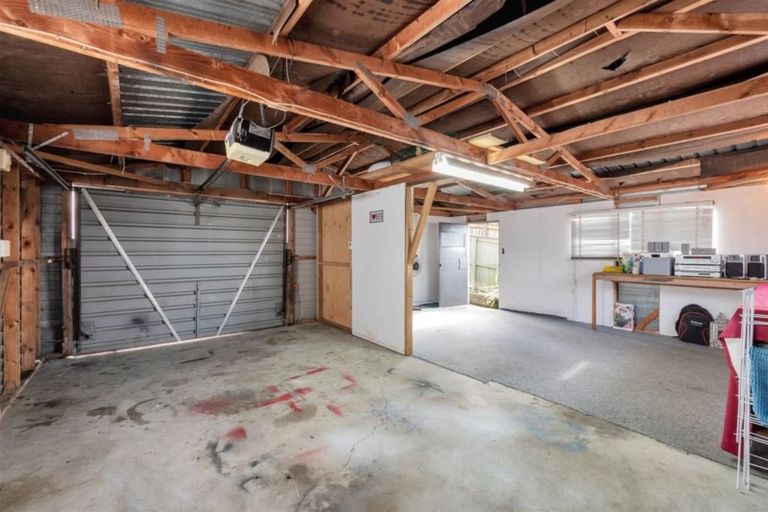 Photo of property in 20 Riserra Drive, Ranui, Auckland, 0612