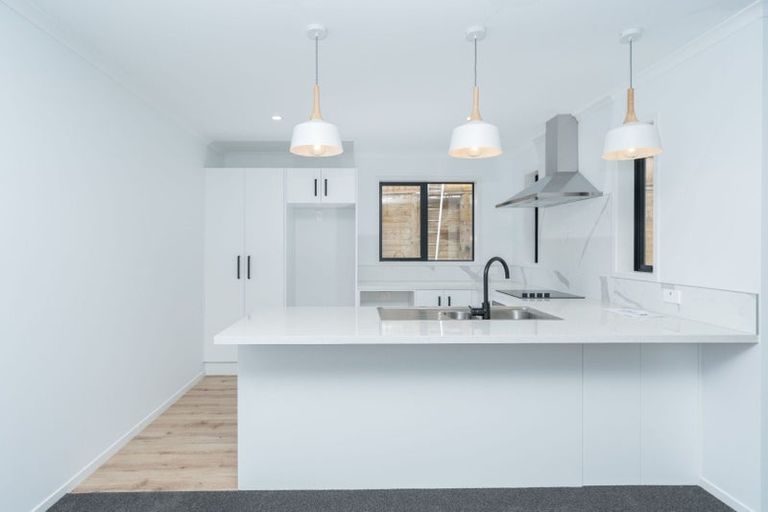 Photo of property in 2/44 Glenview Terrace, Glenview, Hamilton, 3206