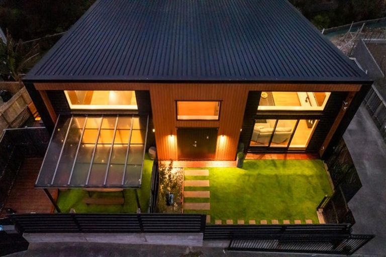 Photo of property in 6 Mara Waina Place, Swanson, Auckland, 0614