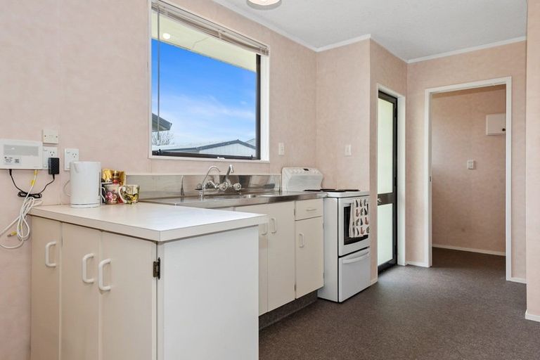 Photo of property in 19 Rigter Place, Enderley, Hamilton, 3214