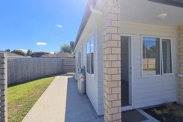Photo of property in 503a Great South Road, Rosehill, Papakura, 2113