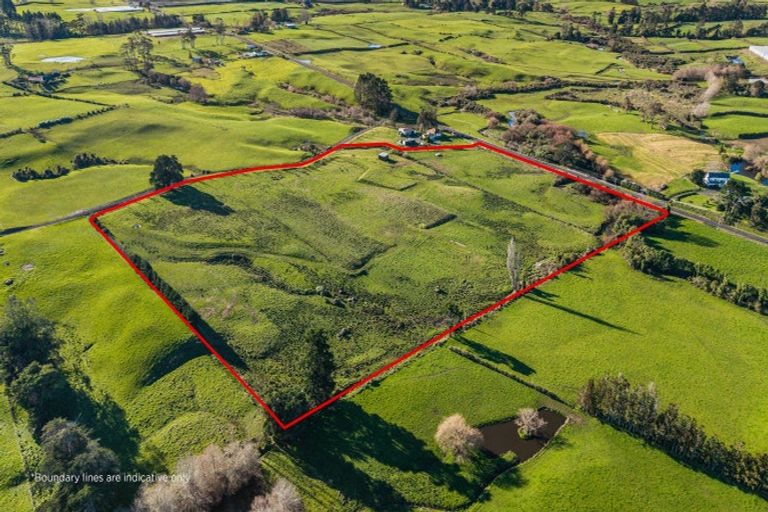 Photo of property in 197 Charles Road, Karaka, Papakura, 2580