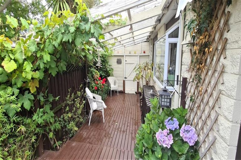 Photo of property in 12 Gibbs Drive, Woodend, 7610