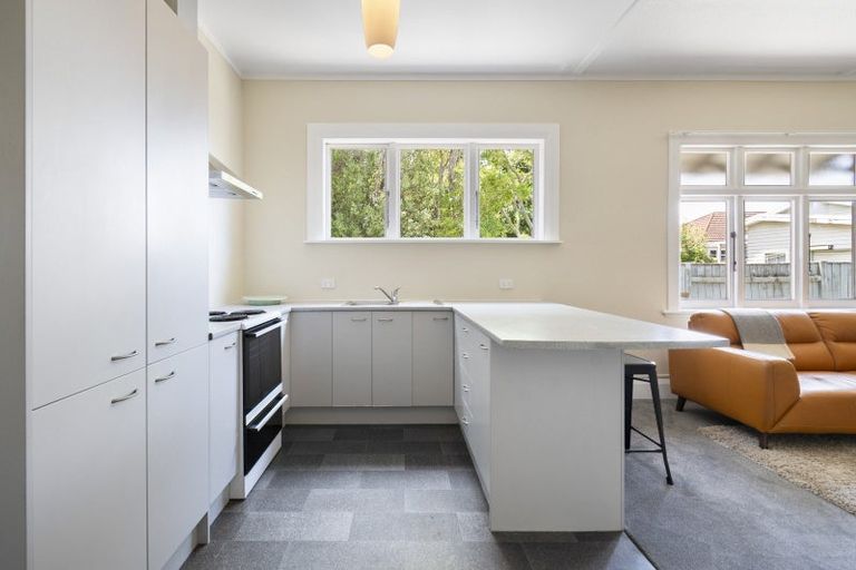 Photo of property in 471a Featherston Street, Palmerston North, 4414