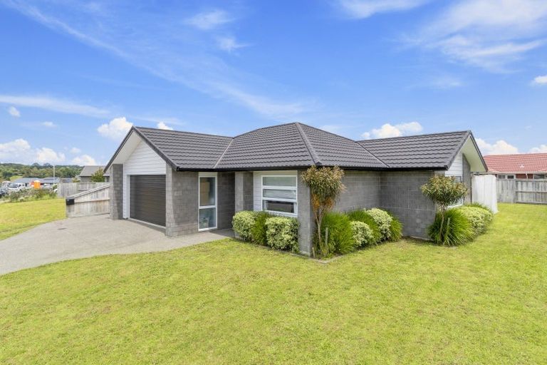 Photo of property in 84 Penetaka Heights, Pyes Pa, Tauranga, 3112