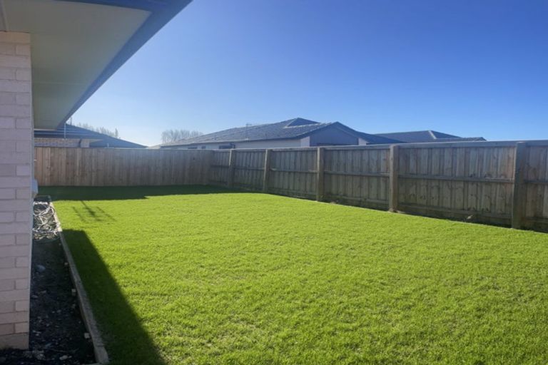 Photo of property in 28 Treedale Street, Belfast, Christchurch, 8051