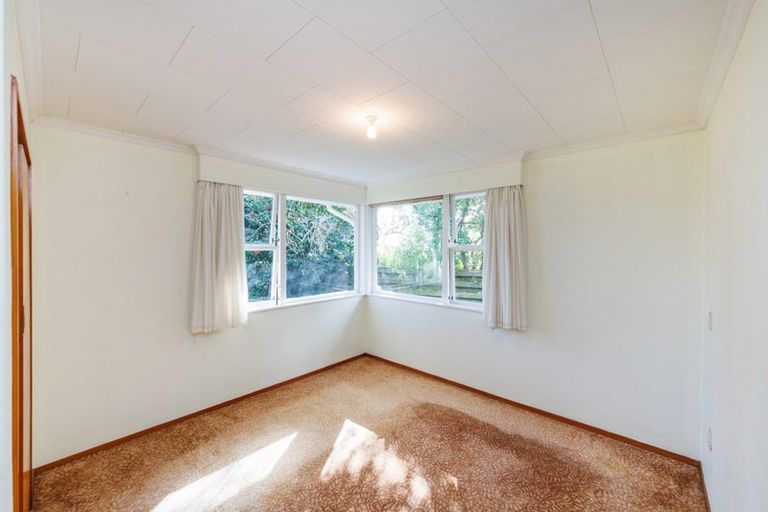Photo of property in 95 Ruamahanga Crescent, Terrace End, Palmerston North, 4410