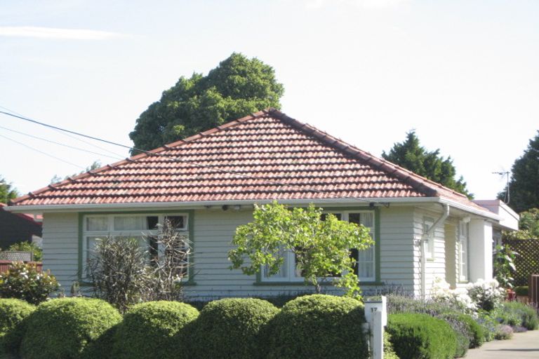 Photo of property in 17 Young Street, Somerfield, Christchurch, 8024