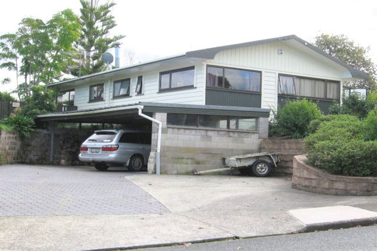 Photo of property in 43 O'halloran Road, Howick, Auckland, 2014