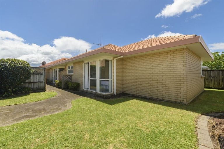 Photo of property in 15 Lilac Place, Otumoetai, Tauranga, 3110