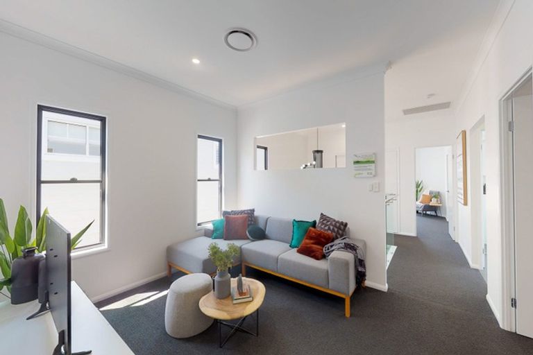 Photo of property in 1a Manor Park, Sunnyhills, Auckland, 2010