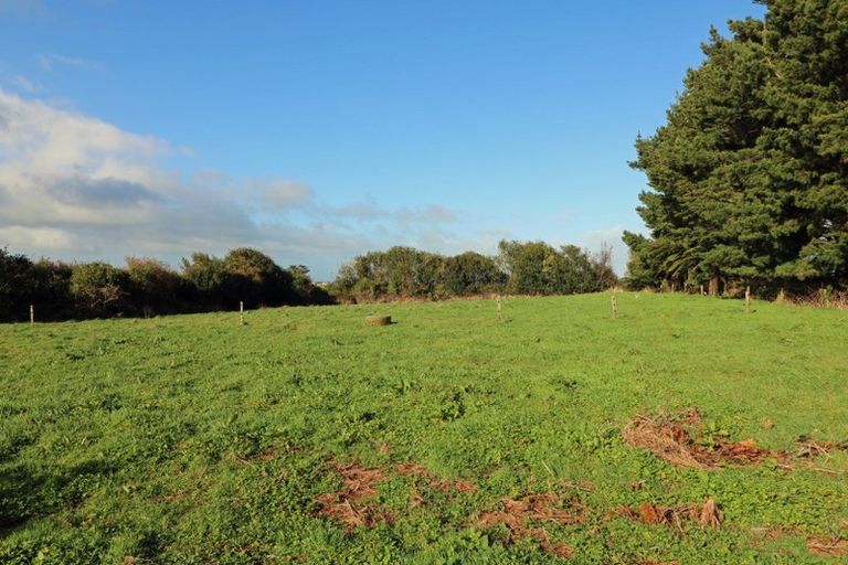 Photo of property in 1530 Manaia Road, Kaponga, Hawera, 4679