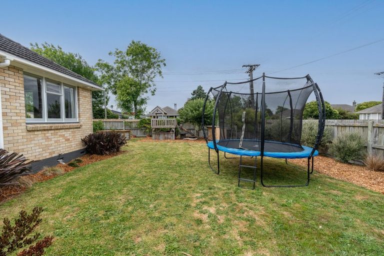 Photo of property in 45 Yeats Crescent, Fairfield, Hamilton, 3214