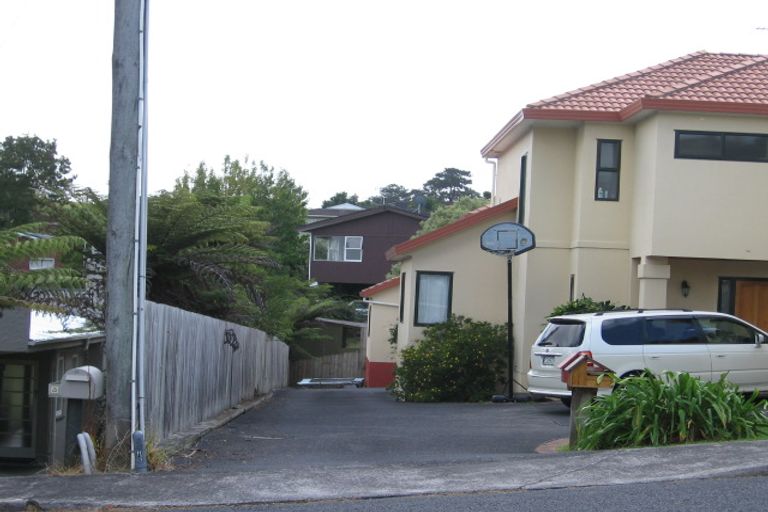 Photo of property in 1/9 Kenmure Avenue, Forrest Hill, Auckland, 0620