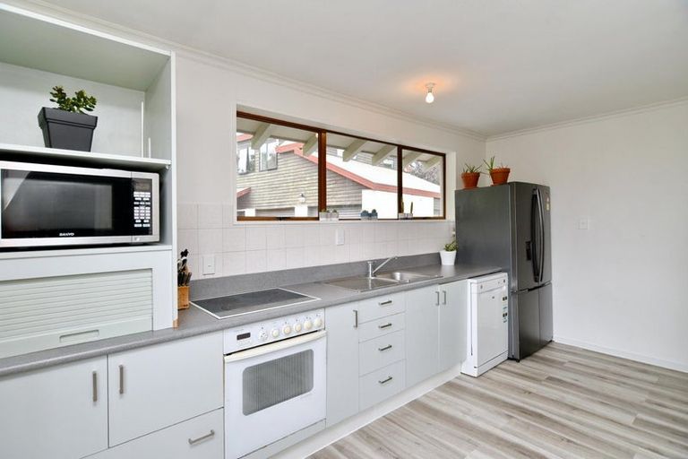 Photo of property in 20 Strachan Place, Rangiora, 7400