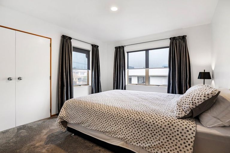 Photo of property in 299 Oceanbeach Road, Mount Maunganui, 3116