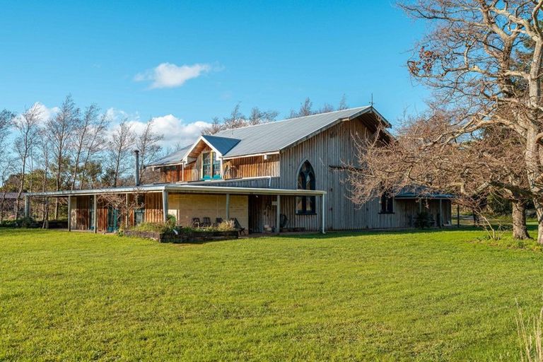 Photo of property in 106 Longwood Road East, South Featherston, Featherston, 5771