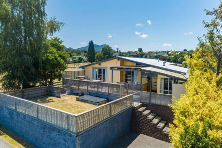 Photo of property in 44 Richmond Avenue, Richmond Heights, Taupo, 3330
