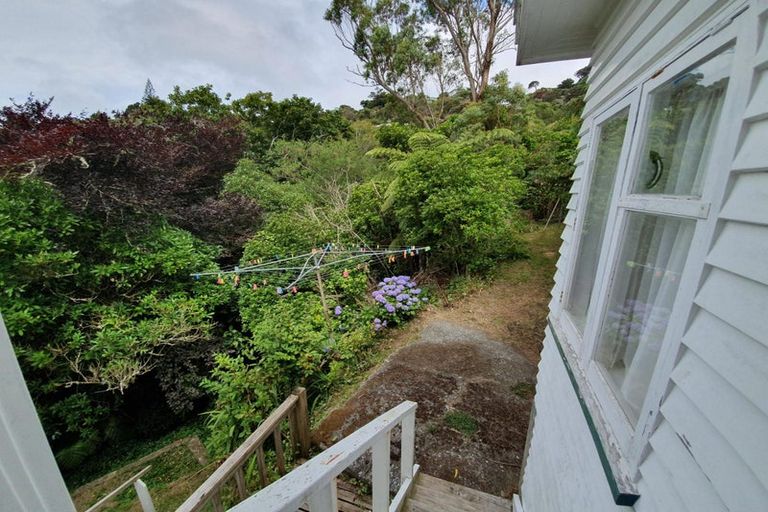 Photo of property in 12 Lytton Street, Wadestown, Wellington, 6012