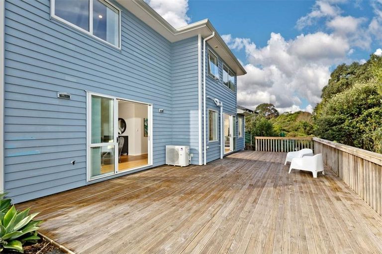 Photo of property in 85 Hugh Green Drive, Pinehill, Auckland, 0632