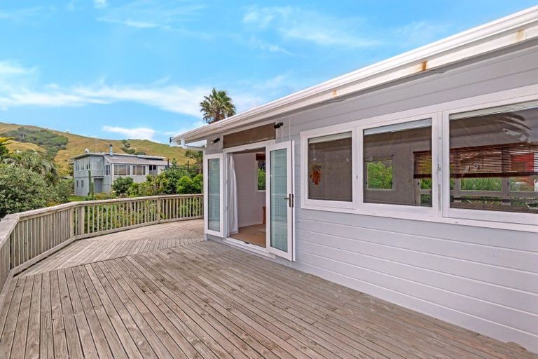 Photo of property in 4 Lysnar Street, Okitu, Gisborne, 4010