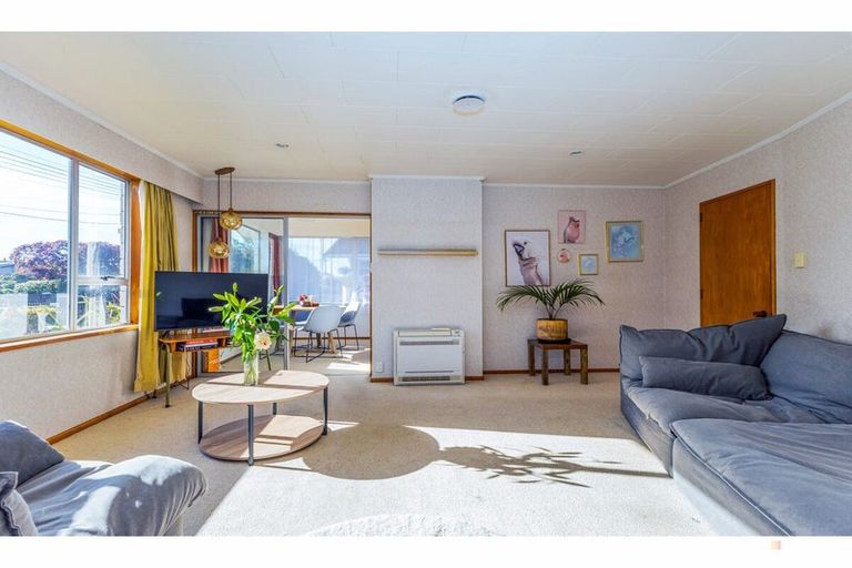 Photo of property in 16 Flatman Crescent, Geraldine, 7930