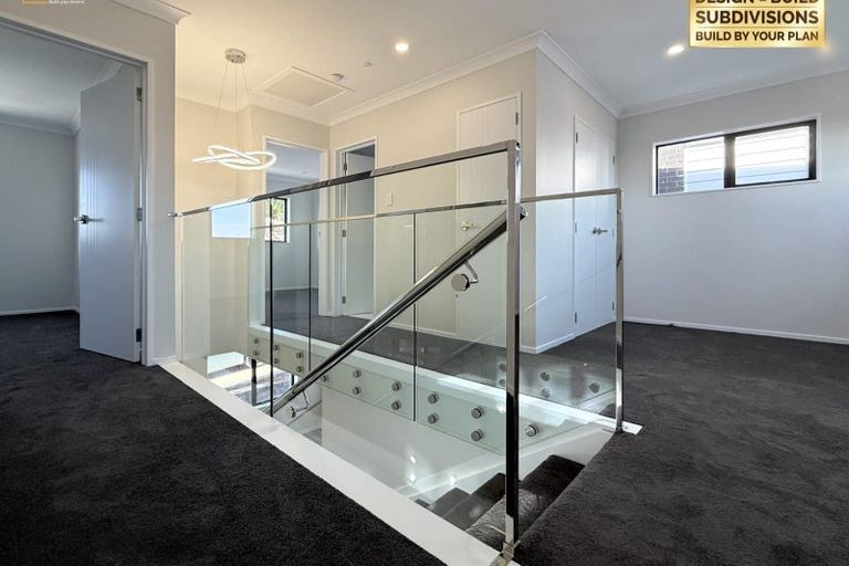 Photo of property in 260 Don Buck Road, Massey, Auckland, 0614