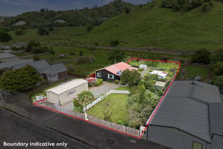 Photo of property in 21 Broadway, Mangaweka, 4797