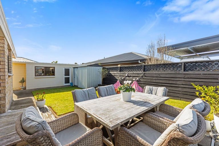 Photo of property in 1 Karaka Road, Otumoetai, Tauranga, 3110