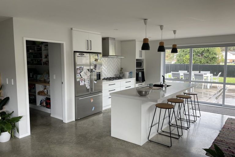 Photo of property in 9 Passchendaele Grove, Trentham, Upper Hutt, 5018