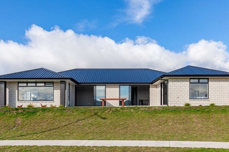Photo of property in 6 Maunganamu Drive, Wharewaka, Taupo, 3330