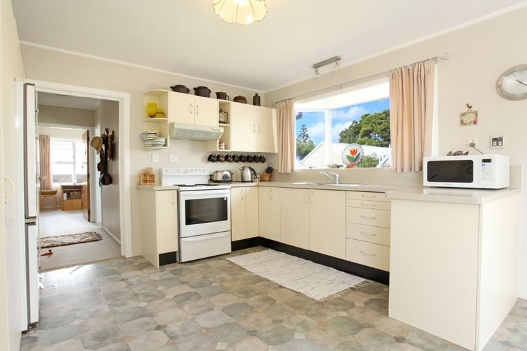 Photo of property in 6 Mcnicol Street, Fairfield, Hamilton, 3214