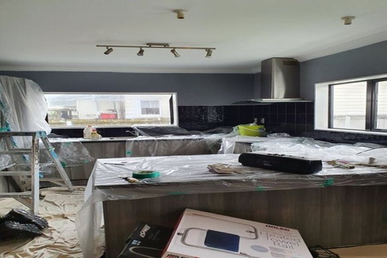 Photo of property in 5 Robertson Road, Favona, Auckland, 2024