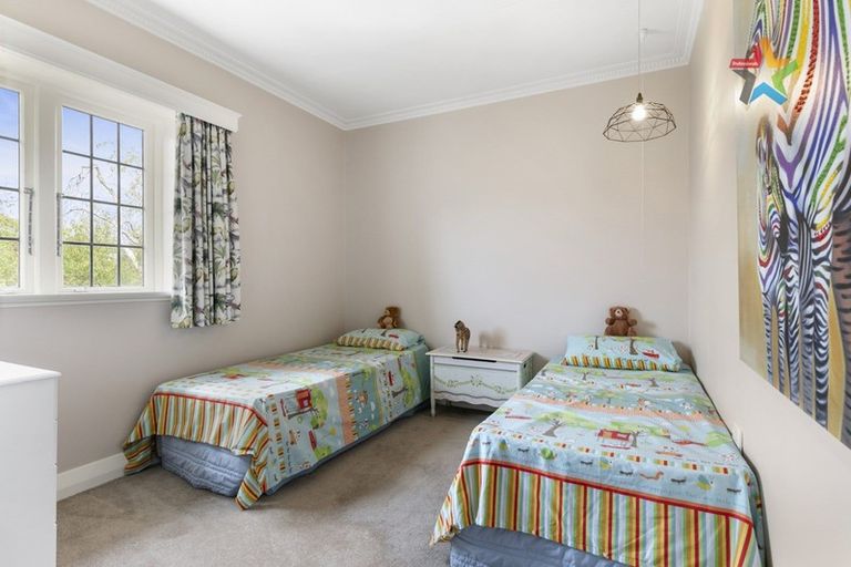 Photo of property in 130 Woburn Road, Woburn, Lower Hutt, 5010