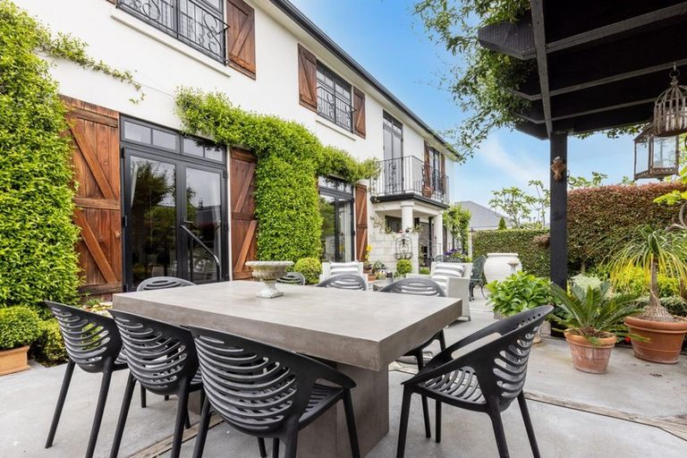 Photo of property in 37a Chambers Street, Havelock North, 4130