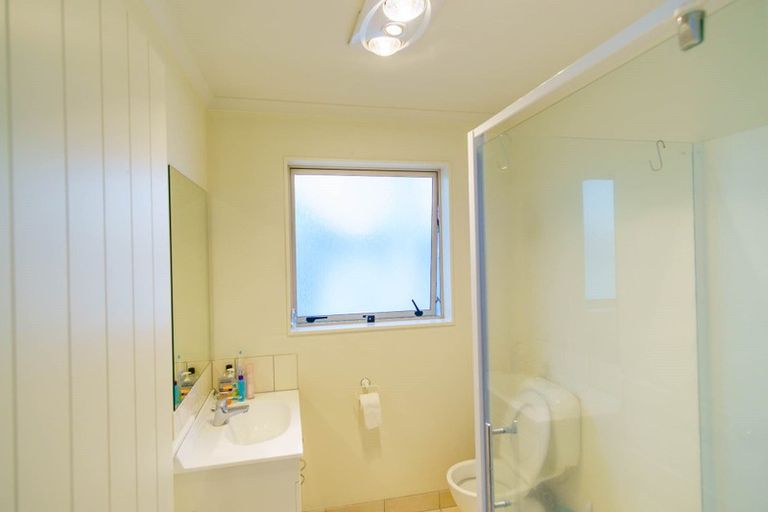 Photo of property in 38a County Road, Torbay, Auckland, 0630