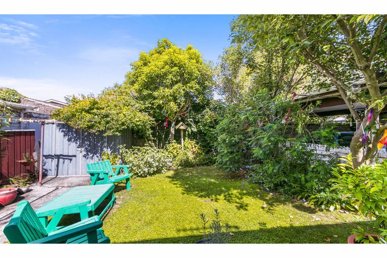 Photo of property in 1/156 Knights Road, Hutt Central, Lower Hutt, 5011