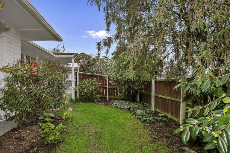 Photo of property in 1/22a Delaware Crescent, Russley, Christchurch, 8042