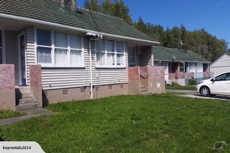 Photo of property in 82-88 Strand Crescent, Naenae, Lower Hutt, 5011