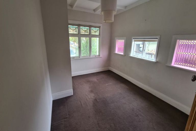 Photo of property in 17 Pakuranga Road, Pakuranga, Auckland, 2010