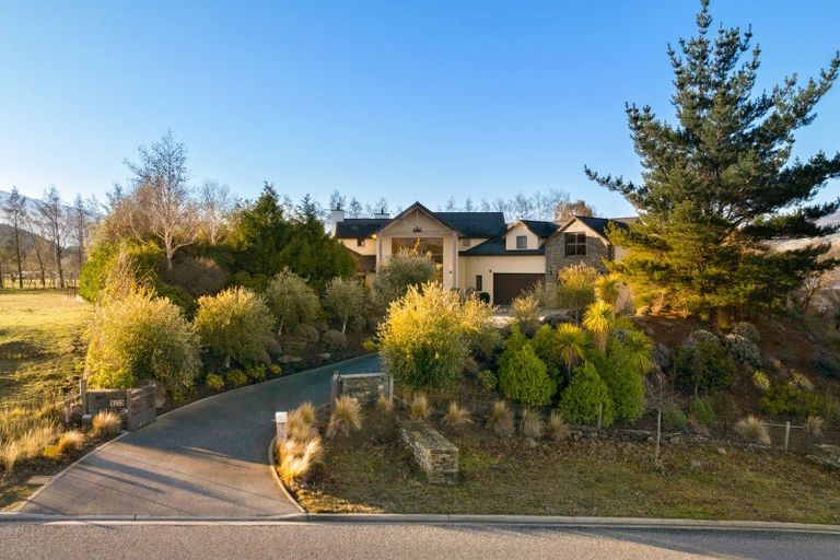 Photo of property in 1 Scott Terrace, Cromwell, 9310